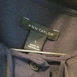 Ann Taylor navy longsleeve business blouse.